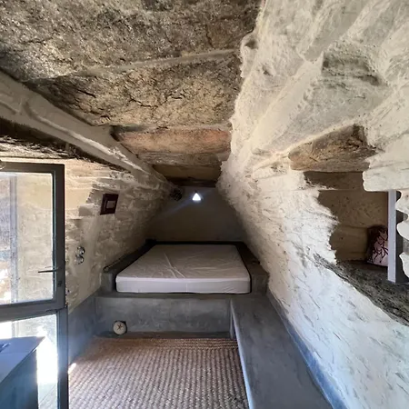 Aigistinosshelter